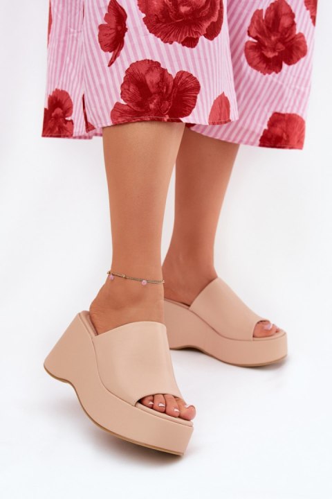 Sandał Klapki Model Kisoffi 8338-305 Beige - Step in style