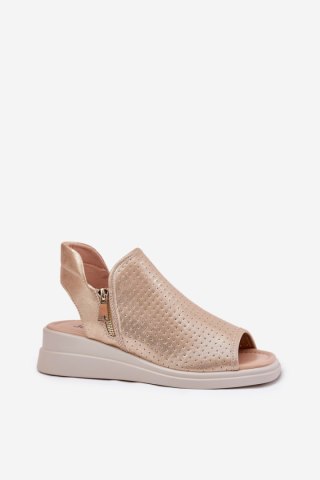 Sandały Model Mevinette ASA266-5 Gold - Step in style