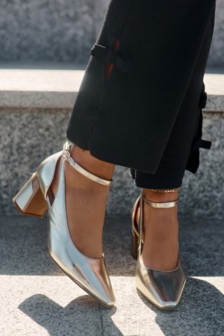 Czółenka Model Maciejka K6816-25 Gold - Step in style
