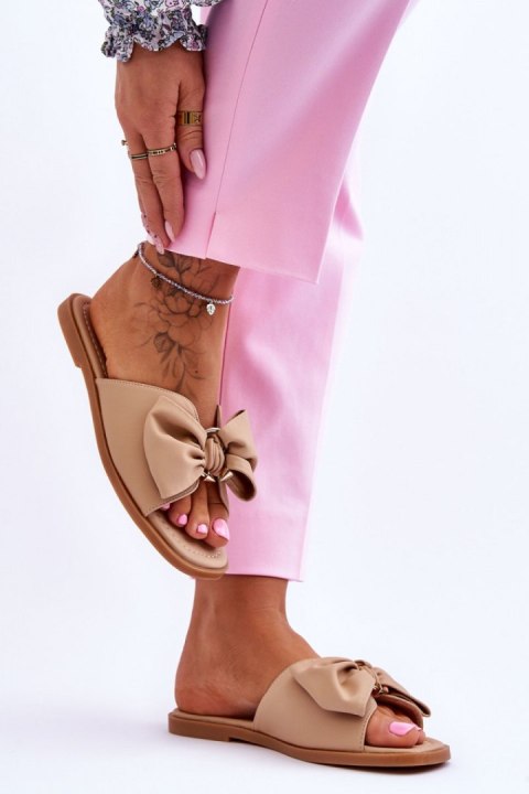Sandał Klapki Model Becky 23SD35-5479 Beige - Step in style