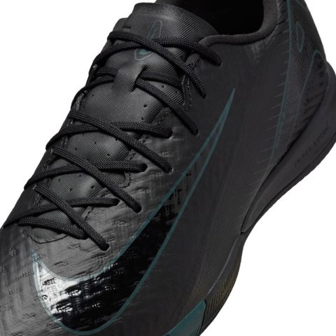 Buty piłkarskie Nike Zoom Mercurial Vapor 16 Academy IC M FQ8434-002