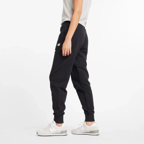 Spodnie New Balance Sport Fleece Jogger W WP43805BK