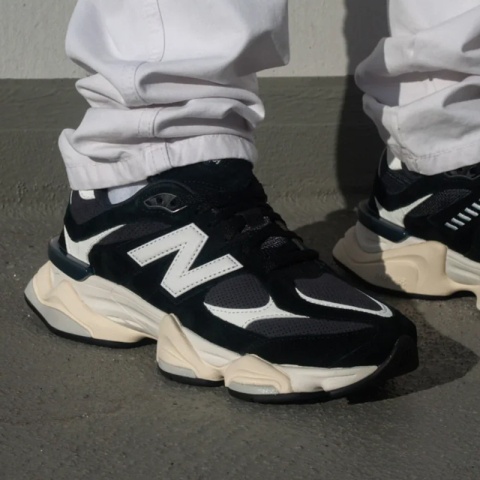 New Balance 9060-U9060AAA, Czarny