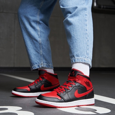 Nike Air Jordan 1 Mid- DQ8426-060, Czarny Czerwony