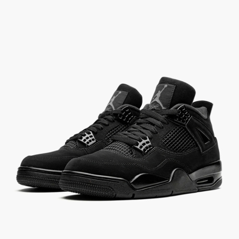 Air Jordan 4 Retro „Black Cat”