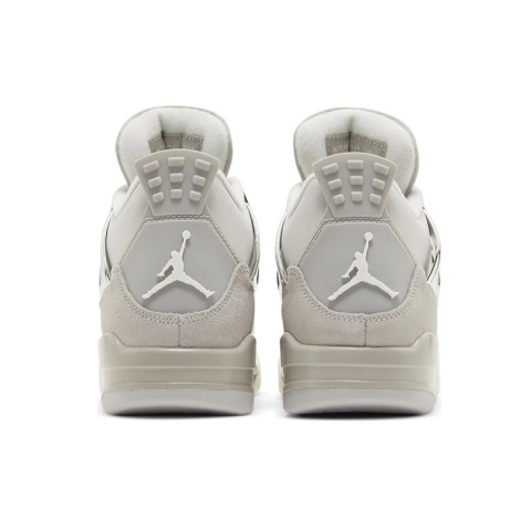 Air Jordan 4 Retro „Frozen Moments”