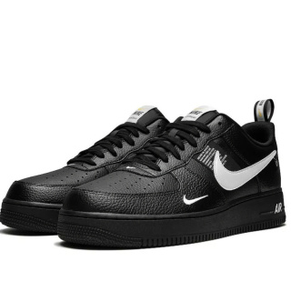 Nike Air Force 1 '07 LV8 Utility "Czarne"