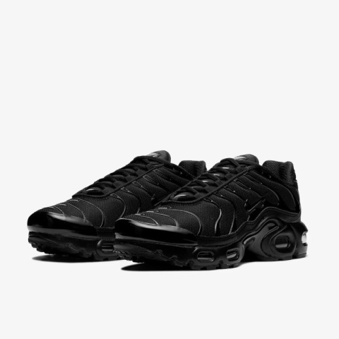 Nike Air Max Plus TN "Triple Black"