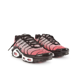 Nike Air Max TN Plus HF3837-600 – różowymi i czarnymi akcentami