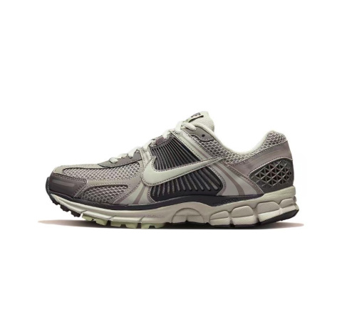 Nike Zoom Vomero 5 FB8825-001, czarne