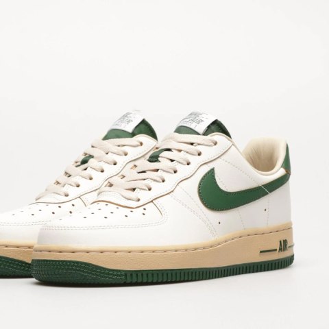 Buty NIKE Air Force 1 '07 LV8 - Białe DZ4764-133