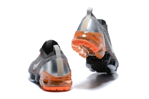 Nike Air Vapormax Flyknit 3.0 AJ6900-024, Szare z Srebrno-Pomarańczowym Akcentem