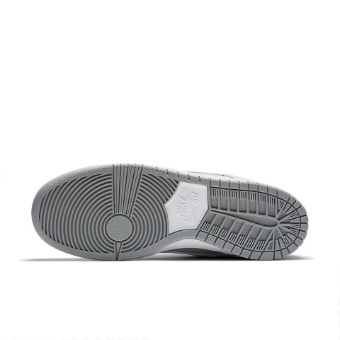 Nike SB Dunk Low Summit White Nike SB Dunk Low Summit White